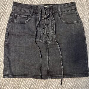 Garage Charcoal Washed Black Lace Up Denim Jean Mini Skirt Grommet Size Small